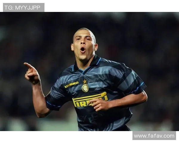 国际足球第一球星的标准与争议历史发展分析 国际足球第一球星的标准与争议历史发展分析