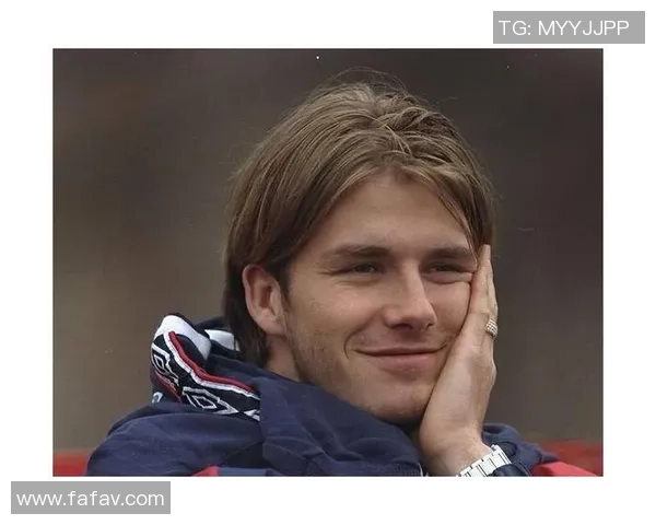 当足球球星脱下战袍穿上西服展现赛场之外的绅士风度