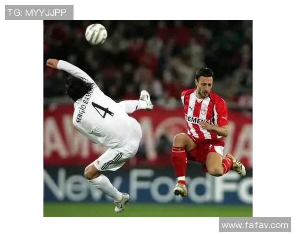 拉莫斯:从铁血后卫到足坛传奇的成长与转折