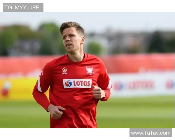 波兰足球历史传奇球星盘点与辉煌时刻回顾 波兰足球历史传奇球星盘点与辉煌时刻回顾